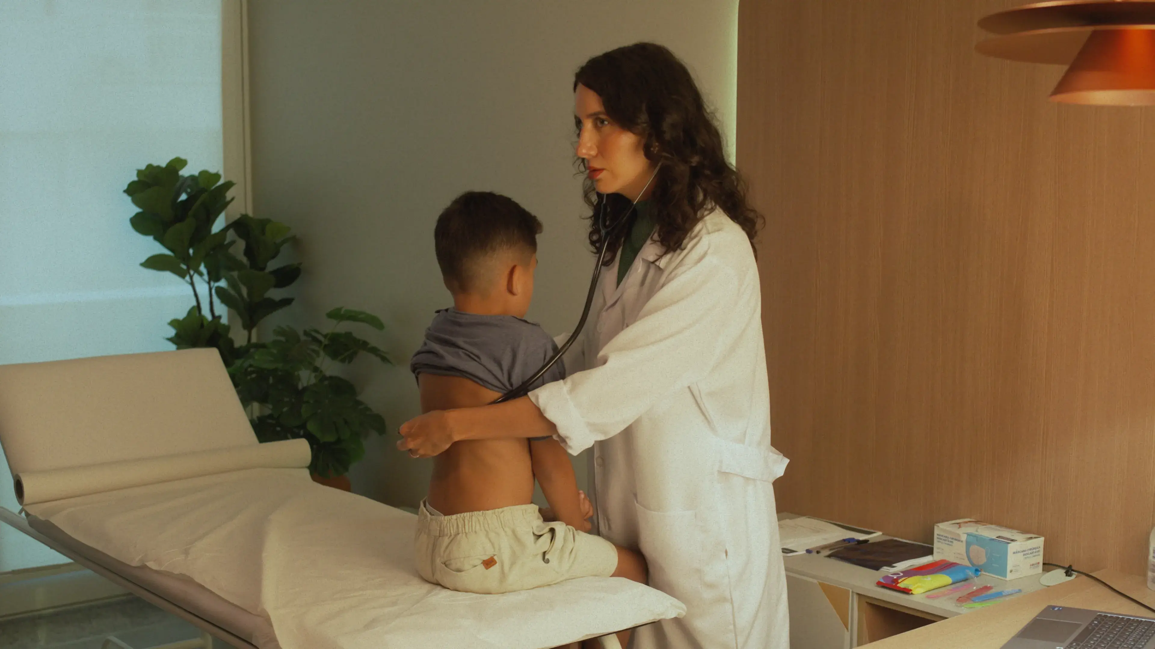 stills.00_00_44_09.Still026 (1)